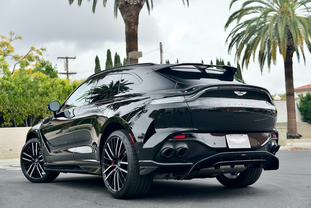 2023 Aston Martin DBX DBX707 photo 2
