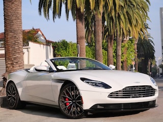 2023 Aston Martin DB11 . Volante