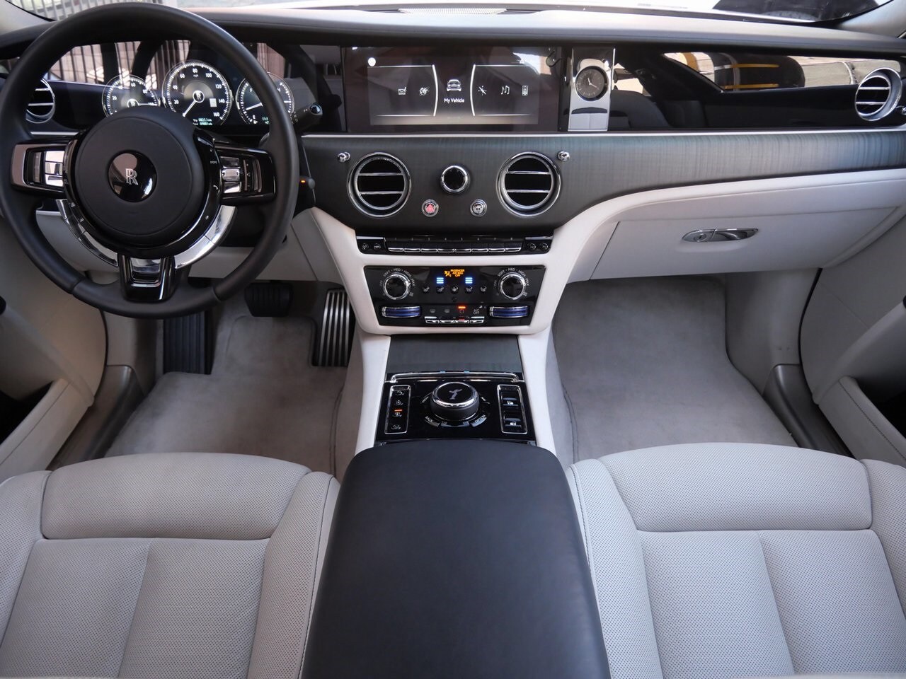 2022 Rolls Royce Ghost RR21 photo 4