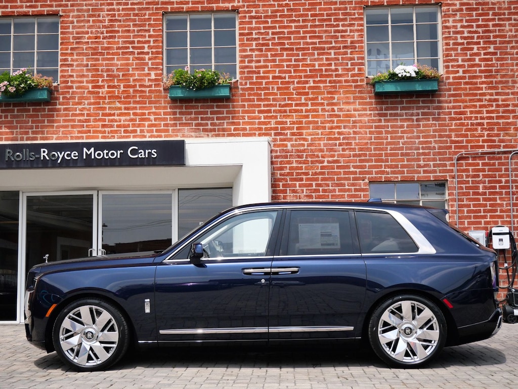 New 2027 Rolls-Royce Cullinan SUV
