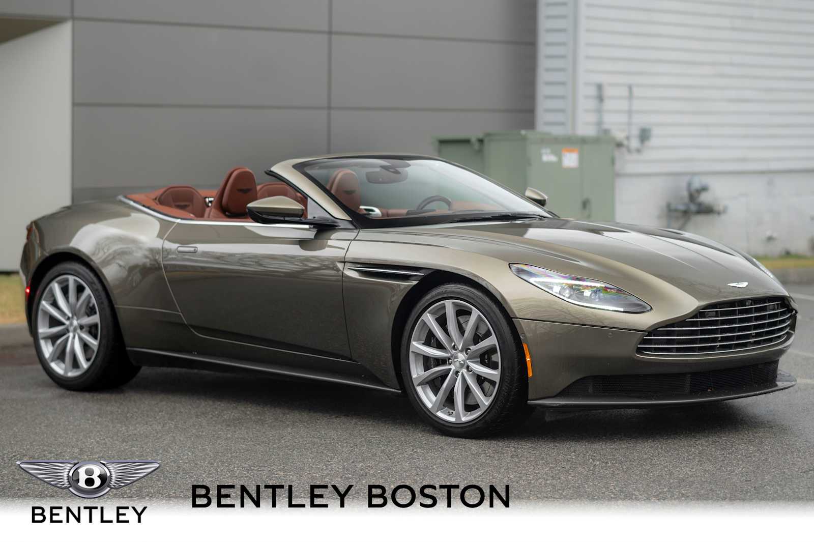 2021 Aston Martin DB11 V8 Volante Convertible RWD