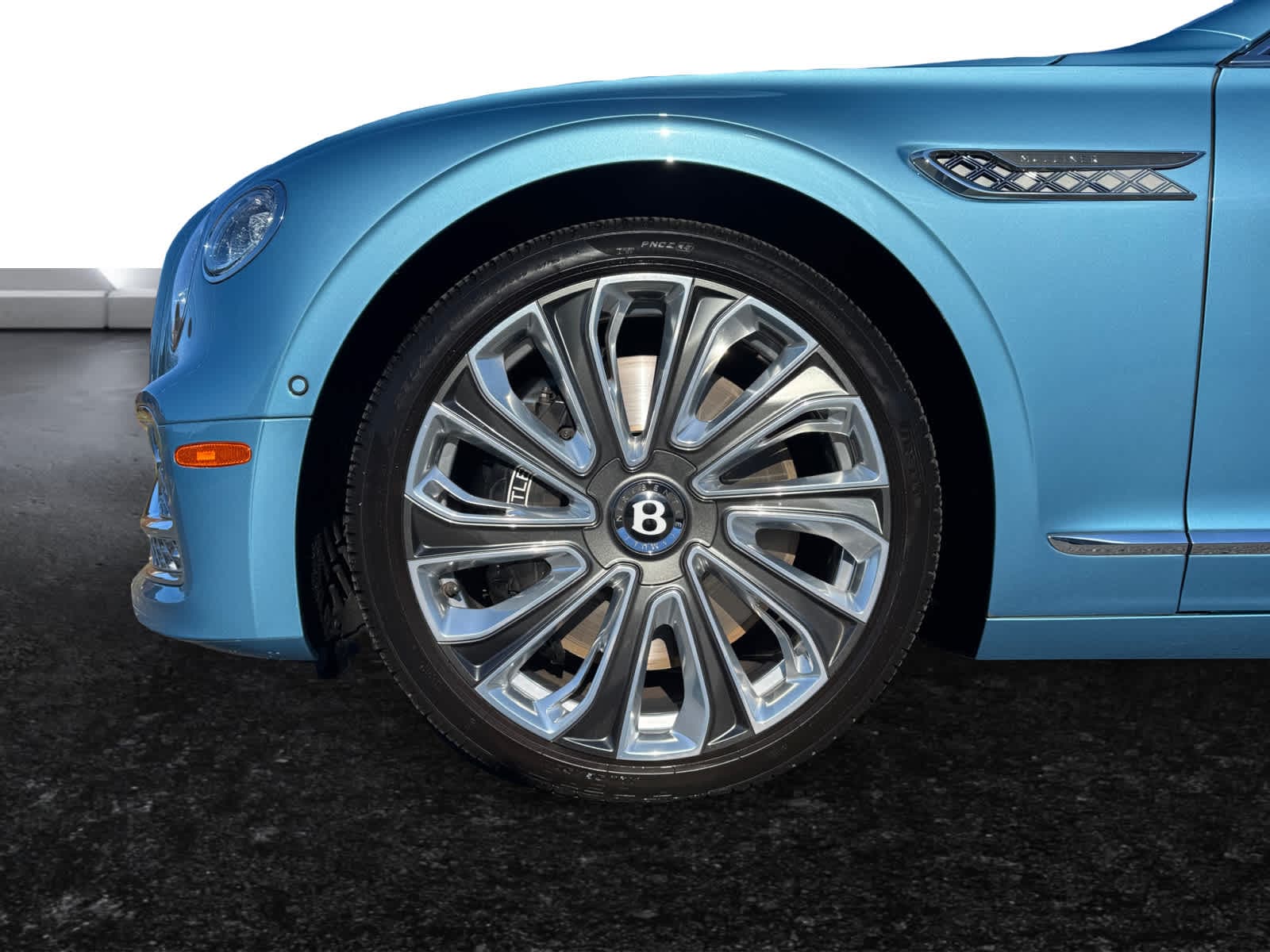 2023 Bentley Flying Spur, used | VIN SCBBG6ZG2PC006367 2023 Bentley Flying Spur, used | VIN SCBBG6ZG2PC006367