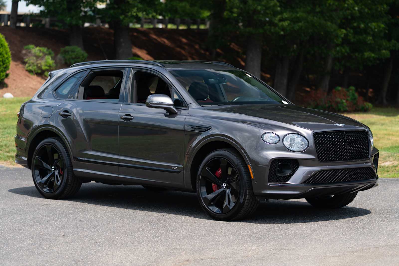 Certified 2021 Bentley Bentayga Base with VIN SJAAM2ZV8MC036933 for sale in Wayland, MA