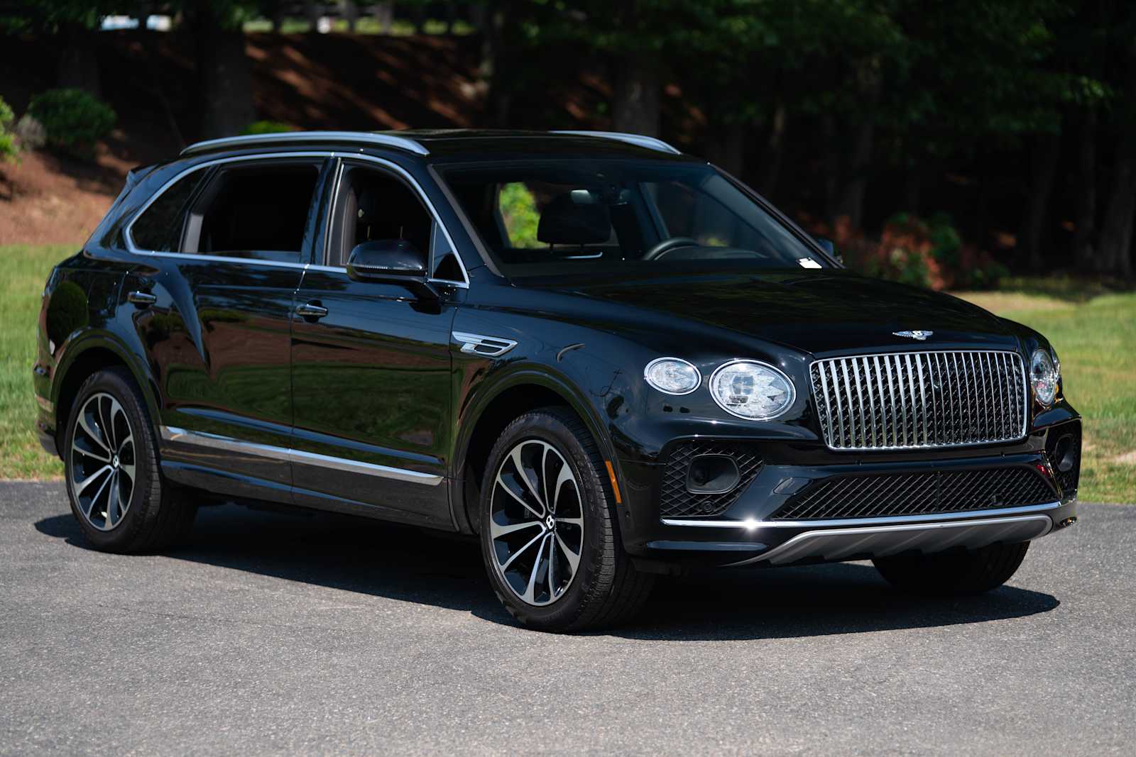 Certified 2023 Bentley Bentayga Azure with VIN SJAHT2ZVXPC017922 for sale in Wayland, MA