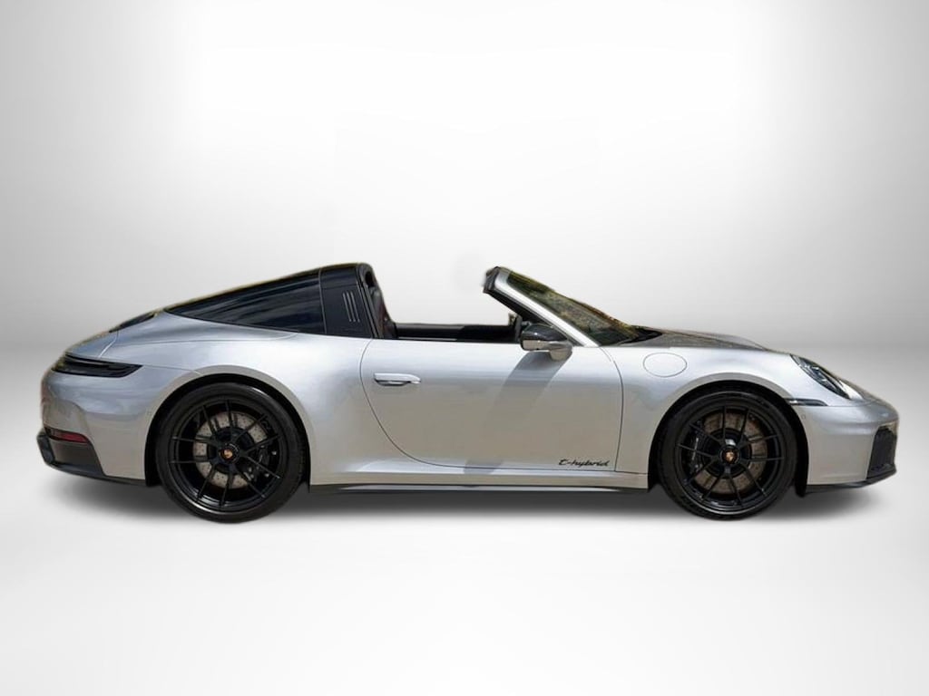Used 2026 Porsche 911 4 GTS 2dr Car