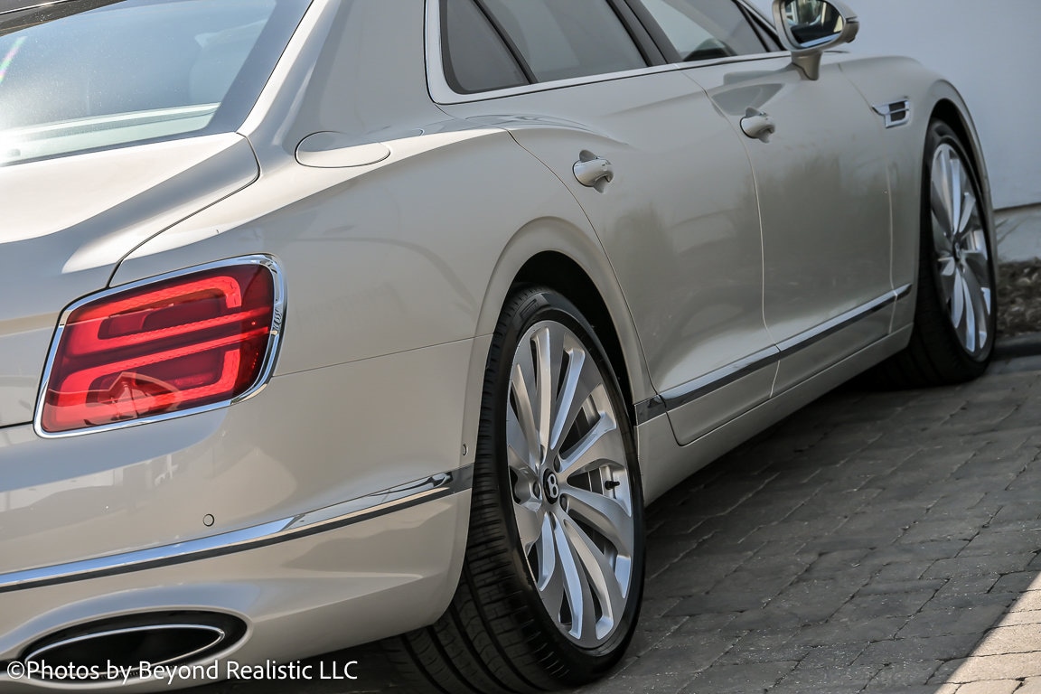 2026 Bentley Flying Spur Mulliner - Photo 13