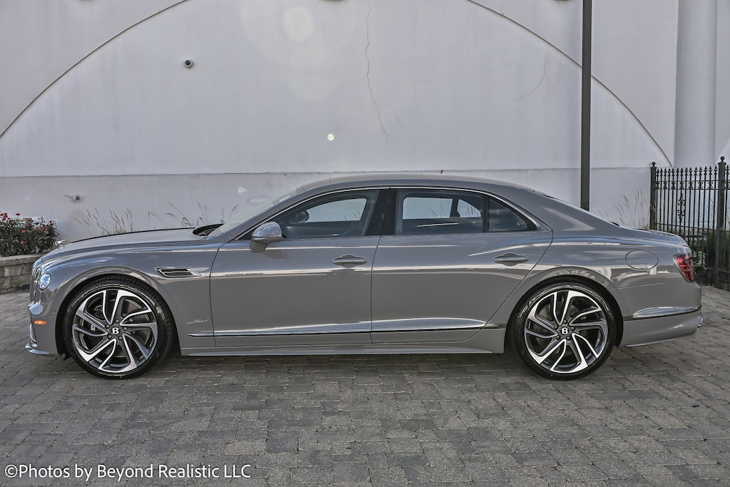New 2025 Bentley Flying Spur Speed Sedan