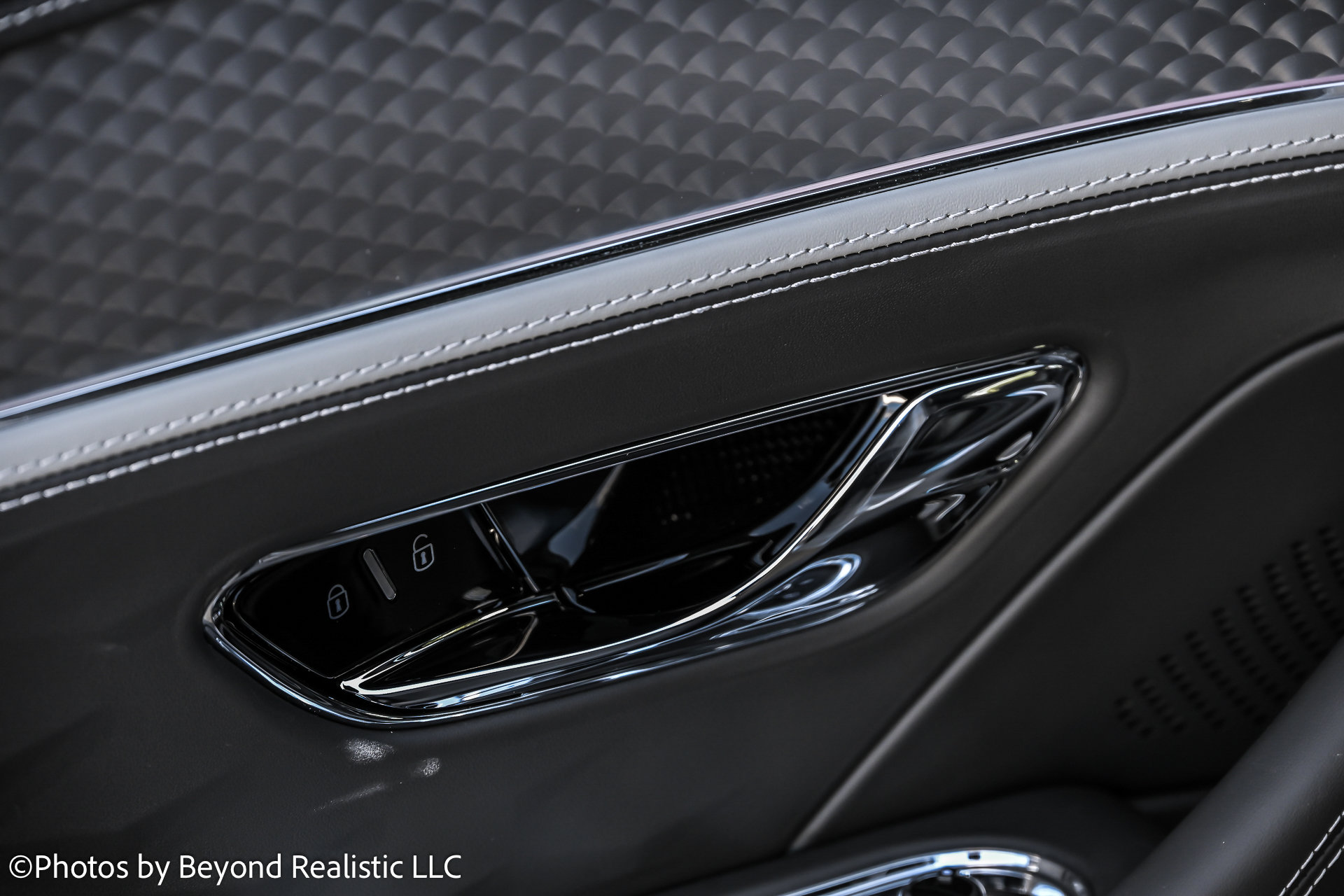 2025 Bentley Flying Spur Speed - Photo 21