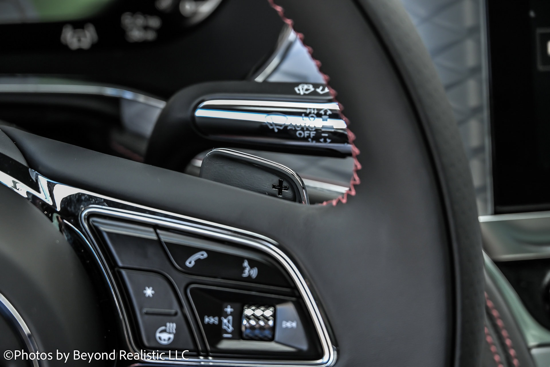 2025 Bentley Flying Spur - Photo 42