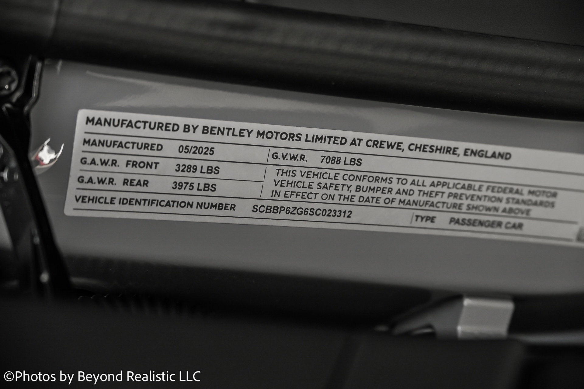 2025 Bentley Flying Spur - Photo 52