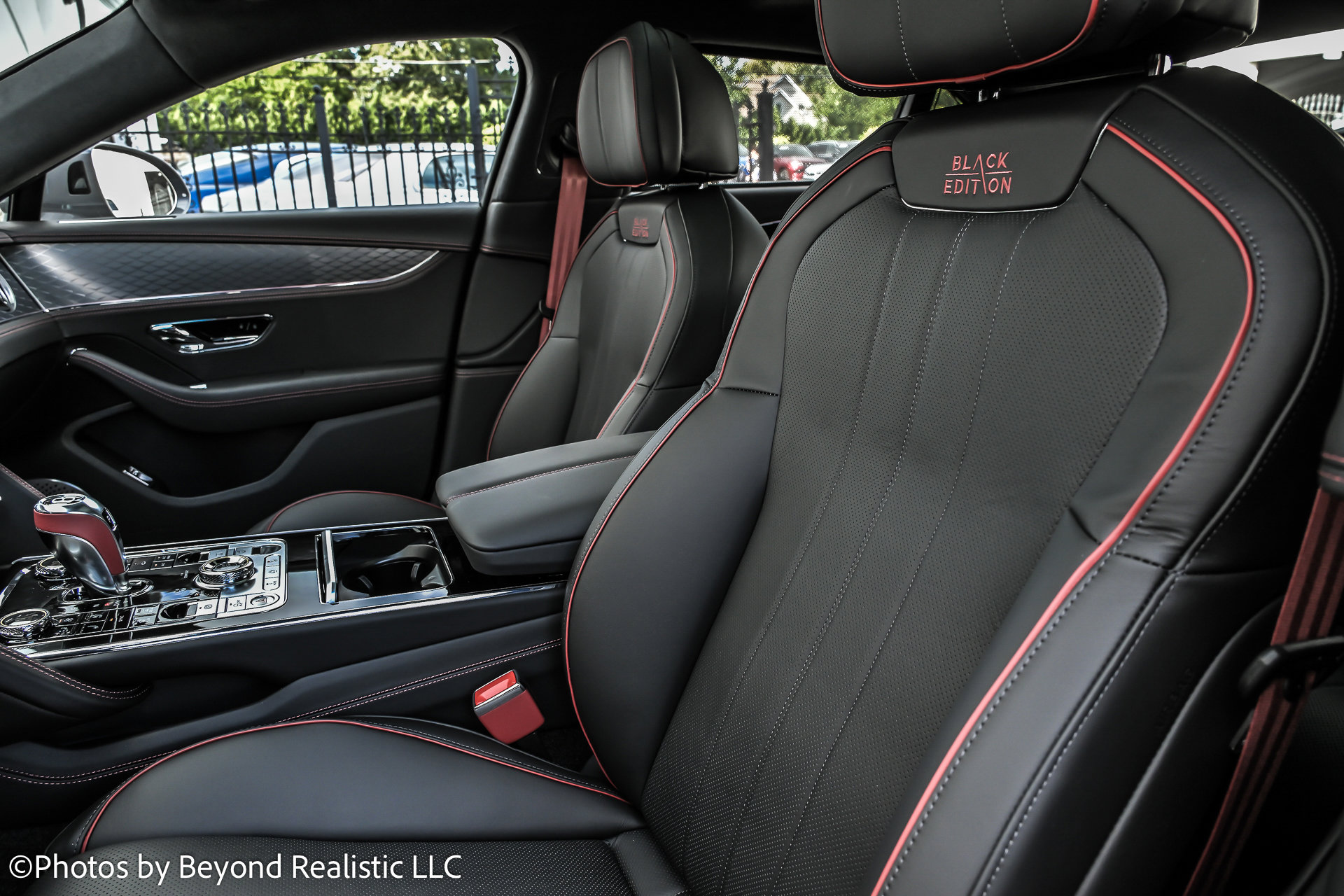 2025 Bentley Flying Spur - Photo 26