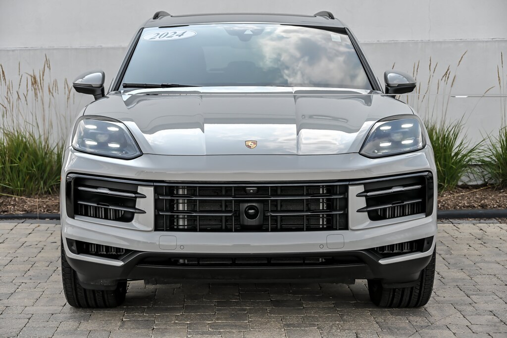 Used 2024 Porsche Cayenne AWD