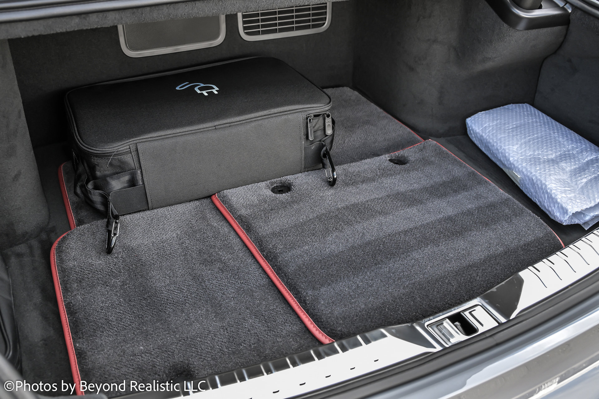 2025 Bentley Flying Spur - Photo 15