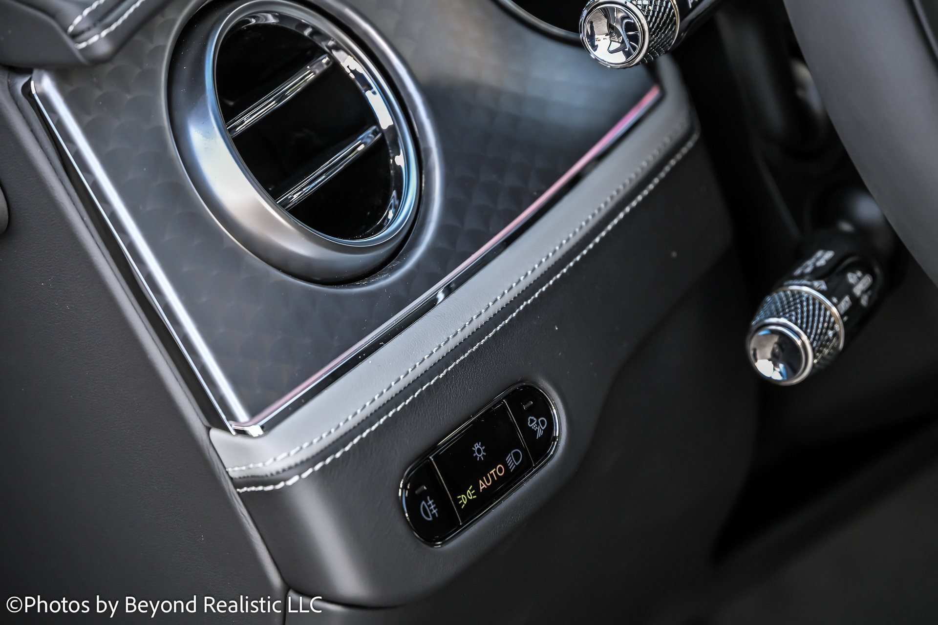 2025 Bentley Flying Spur Speed - Photo 32