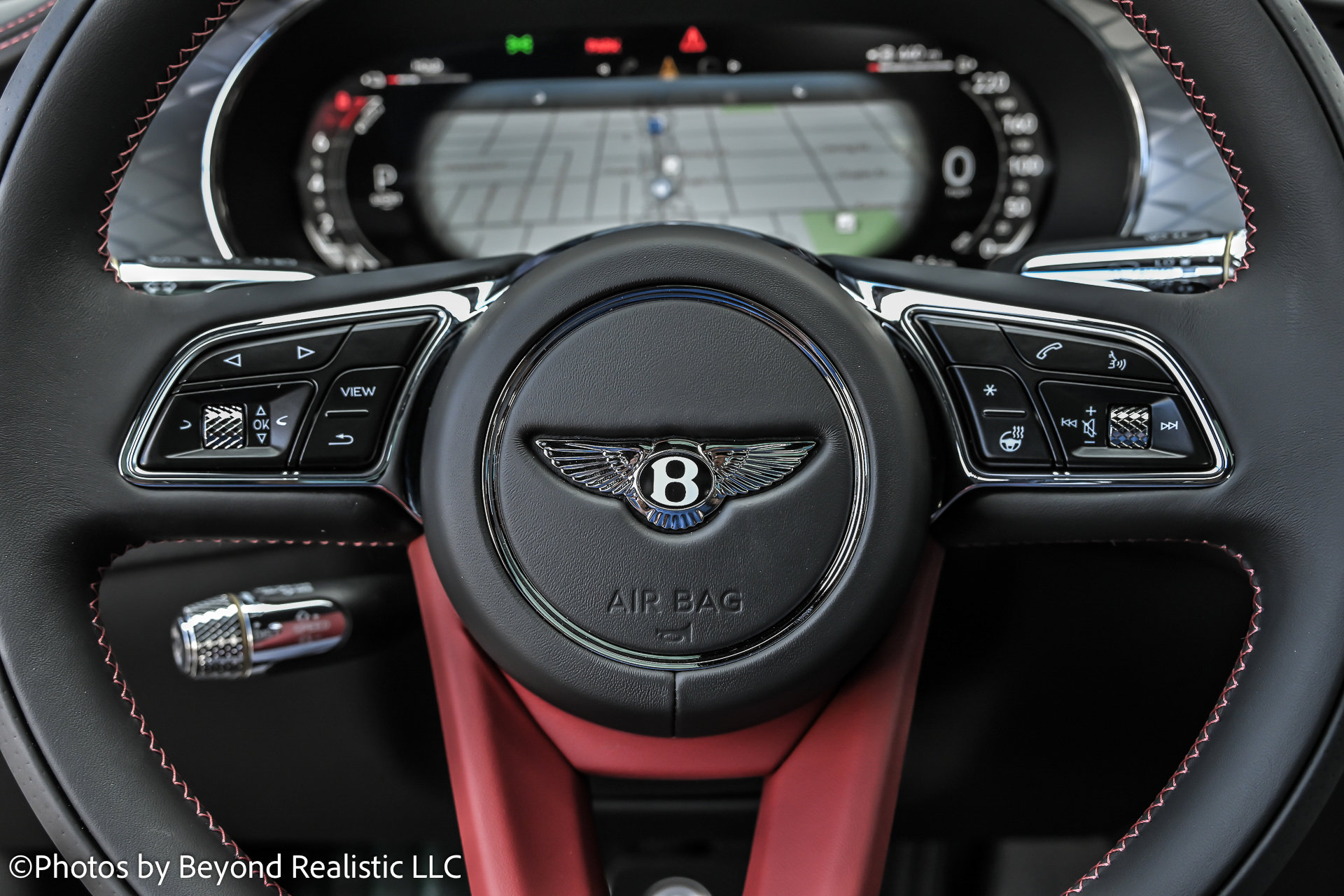 2025 Bentley Flying Spur - Photo 38