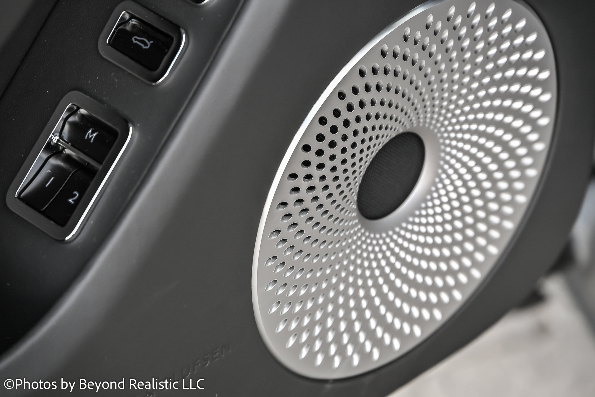 2025 Bentley Flying Spur - Photo 23