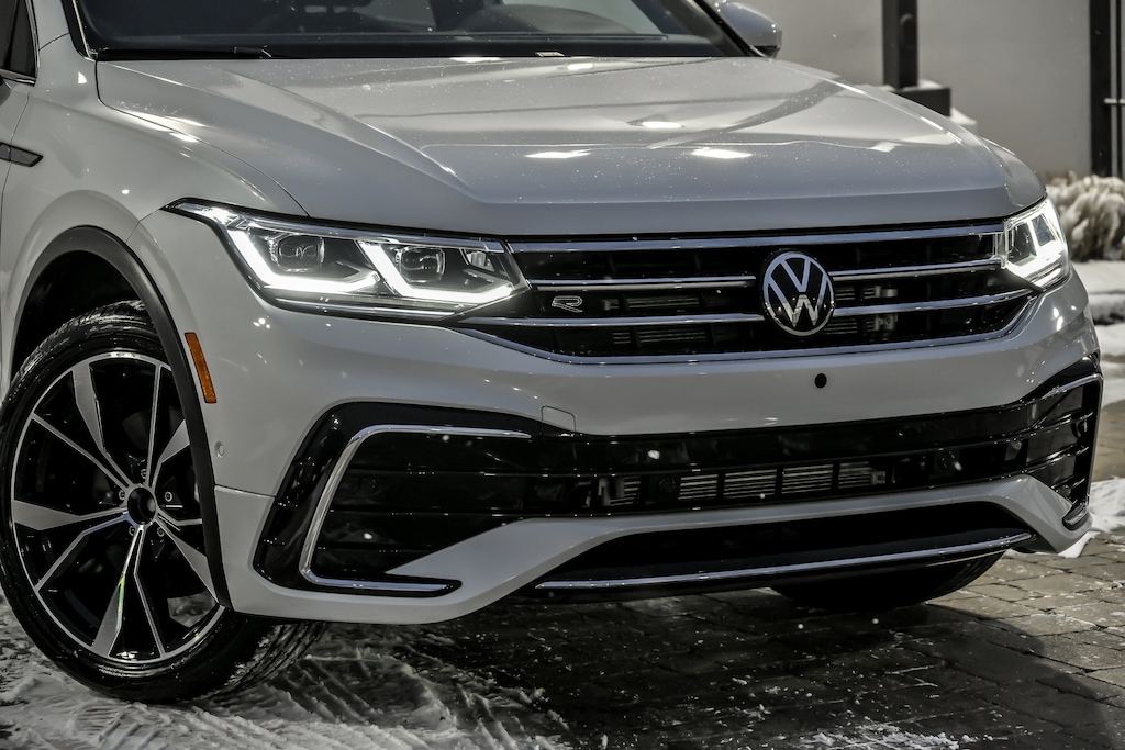 Used 2024 Volkswagen Tiguan SEL R-Line 2.0T SEL R-Line 4MOTION