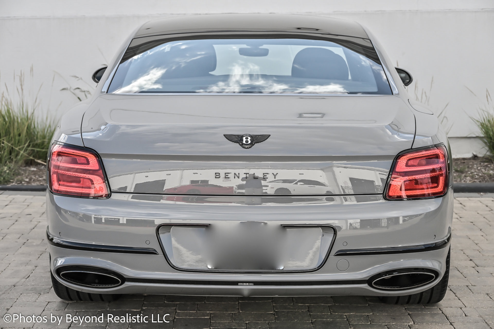 2025 Bentley Flying Spur - Photo 11