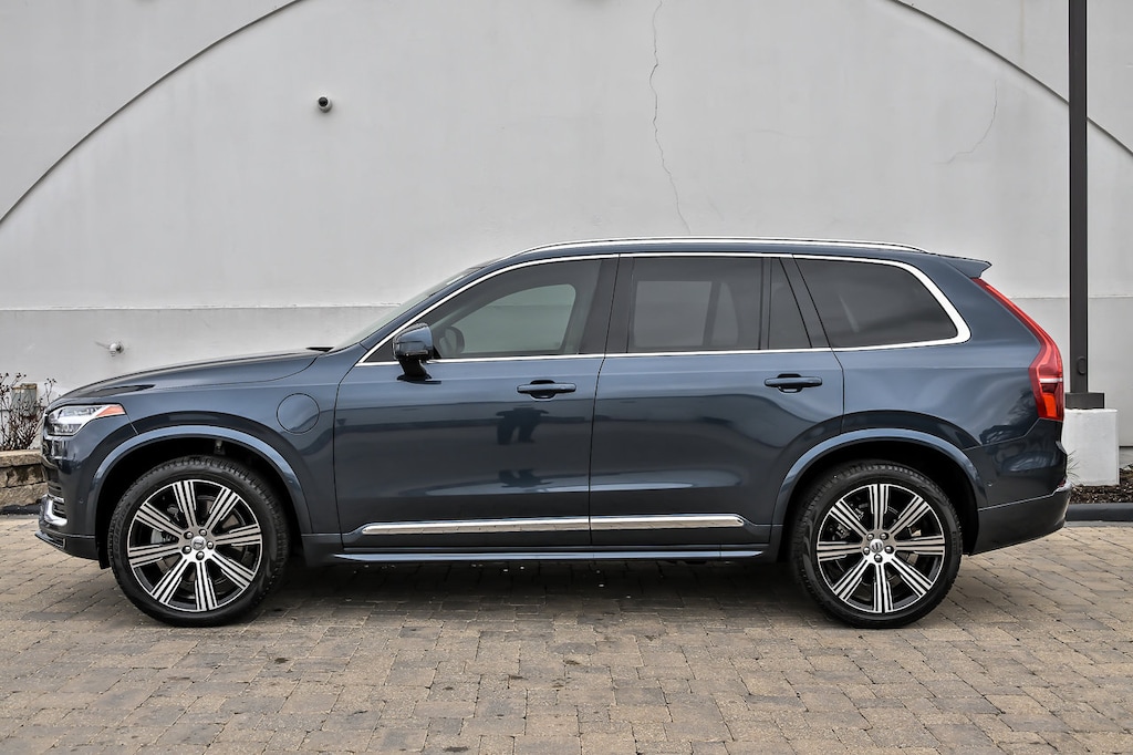 Used 2025 Volvo XC90 Plug-In Hybrid T8 Plus 6 Passenger T8 AWD Plus 6-Seater