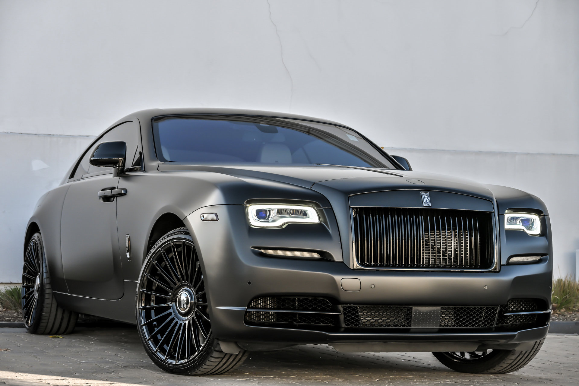 2021 Rolls-Royce Wraith Black Badge's photo