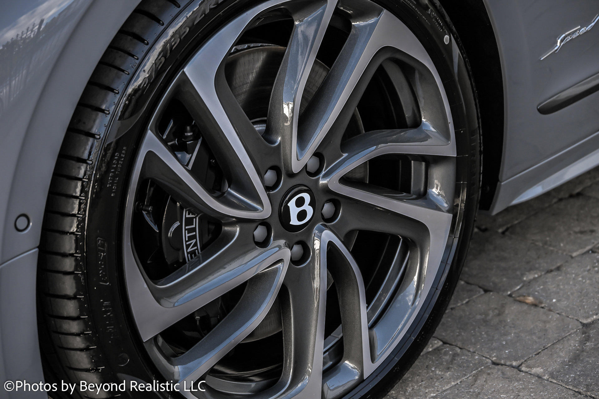 2025 Bentley Flying Spur Speed - Photo 12