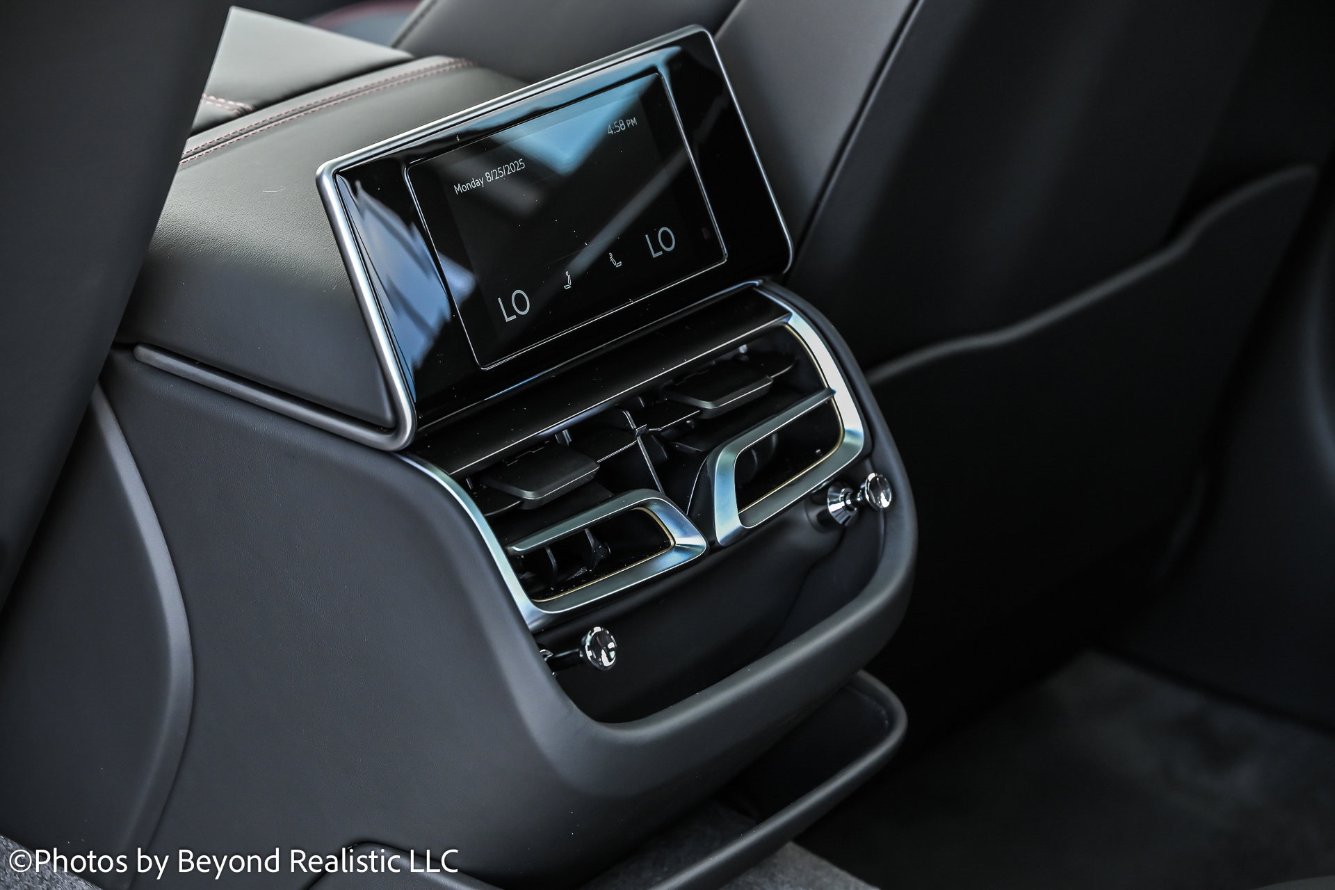 2025 Bentley Flying Spur - Photo 30
