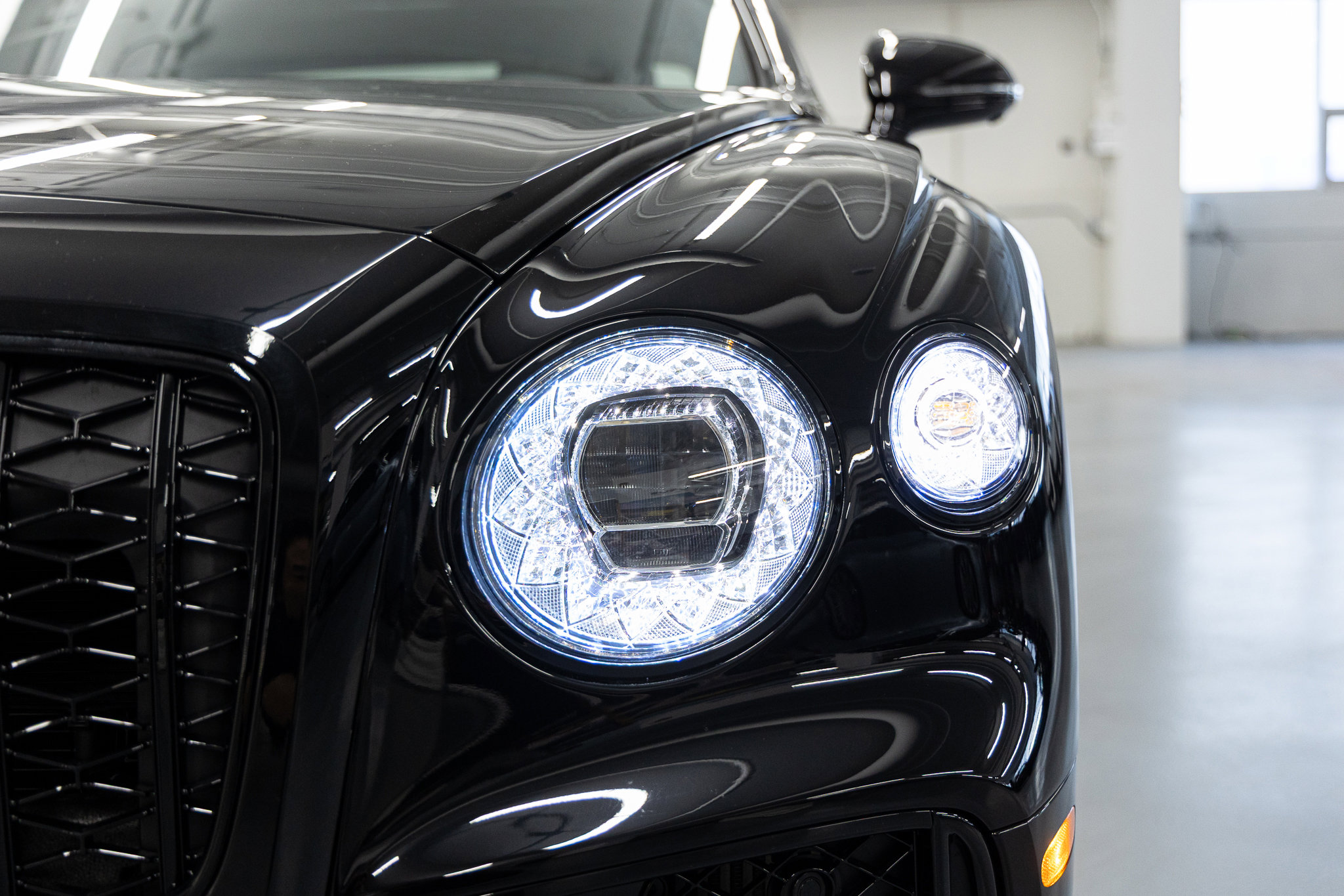 2026 Bentley Flying Spur Azure - Photo 10