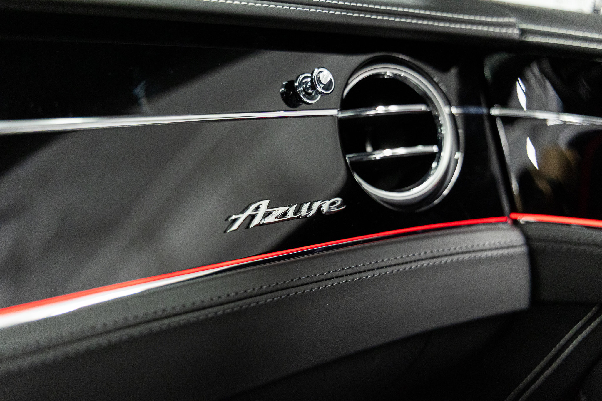 2026 Bentley Continental GT Azure - Photo 30