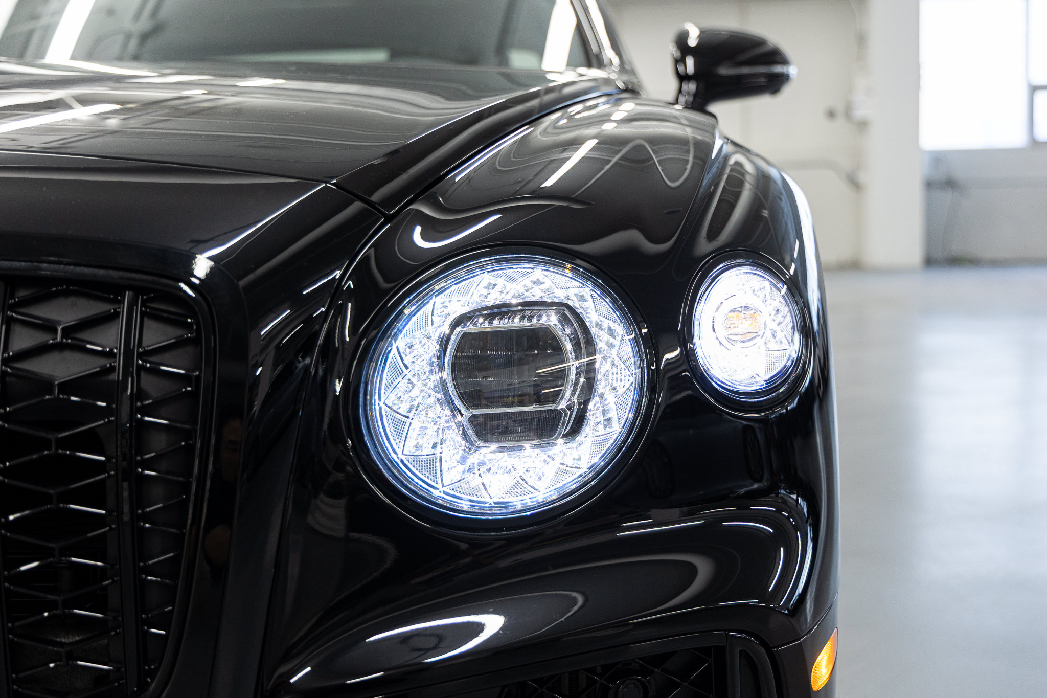 2026 Bentley Flying Spur Azure - Photo 10