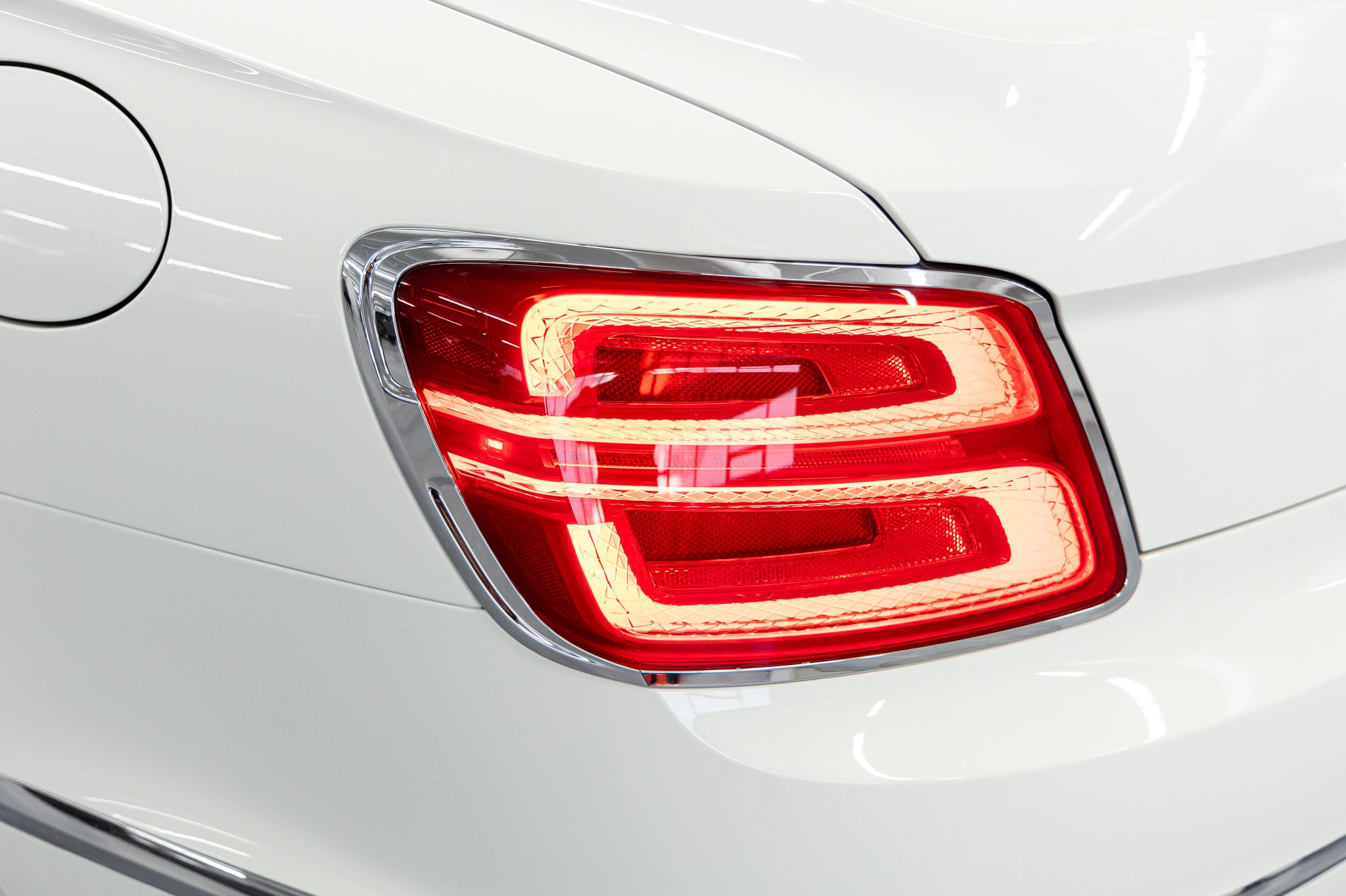 2026 Bentley Flying Spur Azure - Photo 21