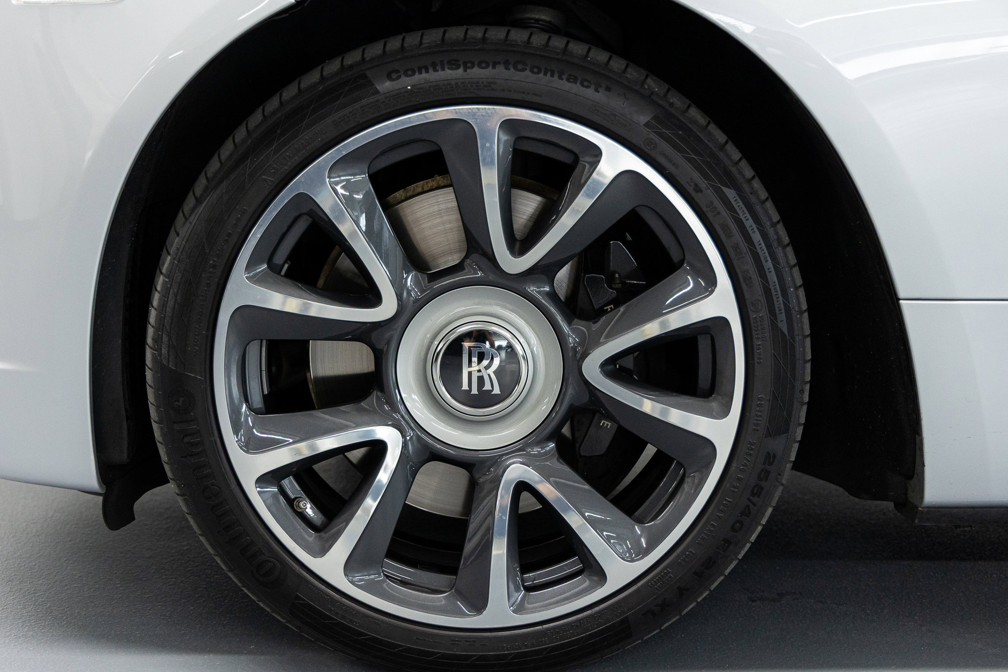 2017 Rolls-Royce Dawn Base - Photo 20