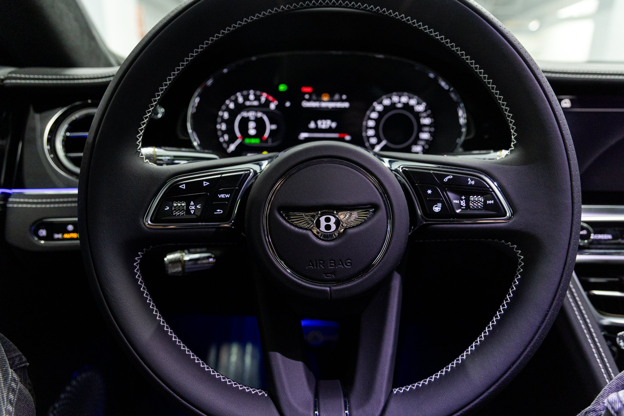 2026 Bentley Flying Spur Azure - Photo 27