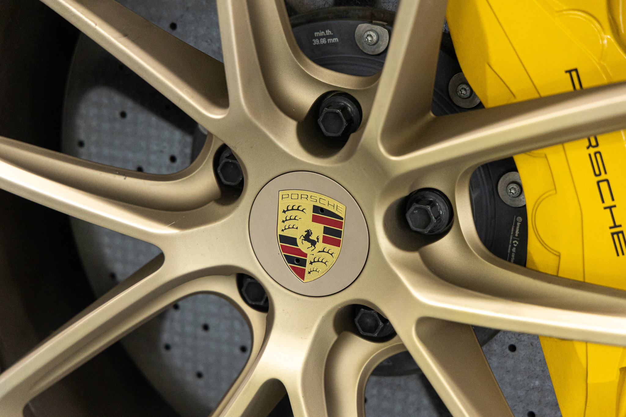 2024 Porsche Cayenne Coup Turbo GT - Photo 17