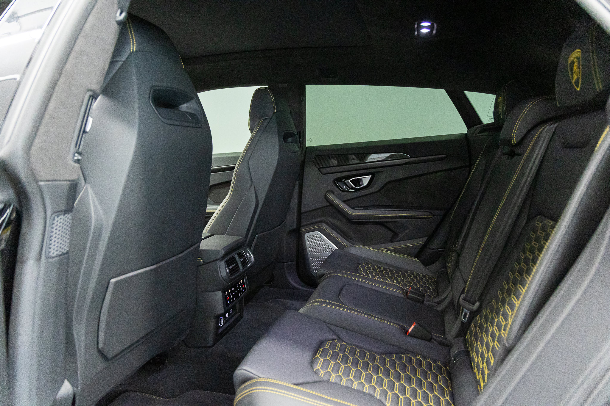 2024 Lamborghini Urus S - Photo 46