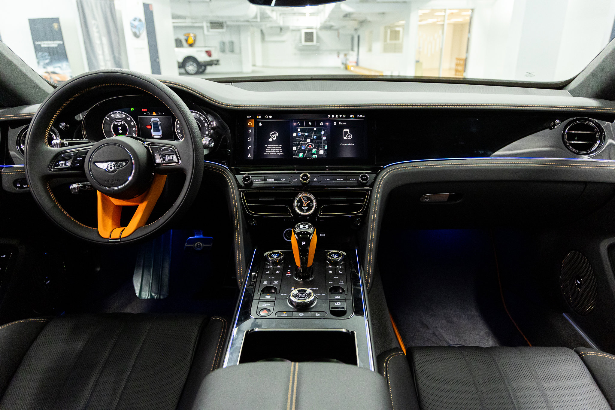 2025 Bentley Flying Spur - Photo 38