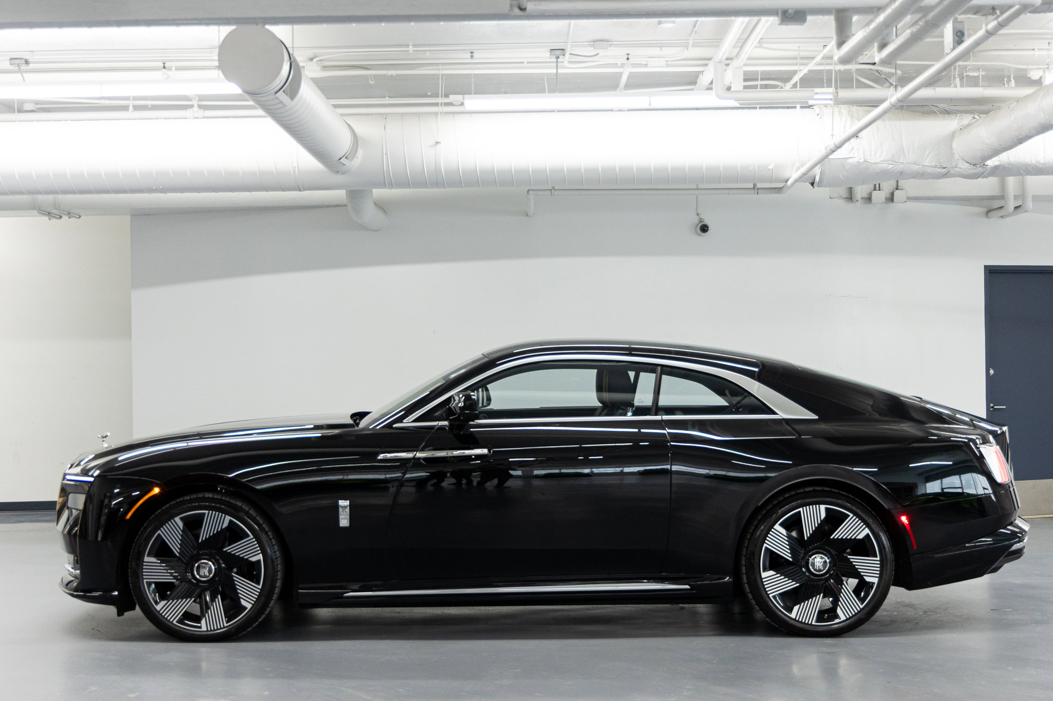 Certified 2024 Rolls-Royce Spectre Base with VIN SCATK2C02RU225046 for sale in Chicago, IL