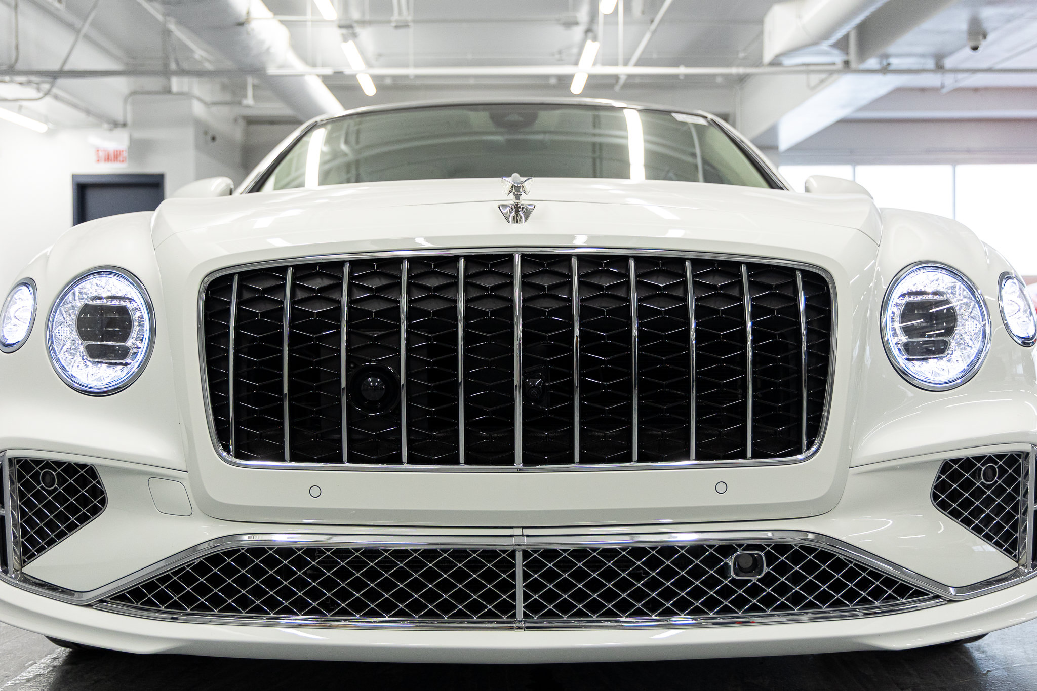2026 Bentley Flying Spur Azure - Photo 11