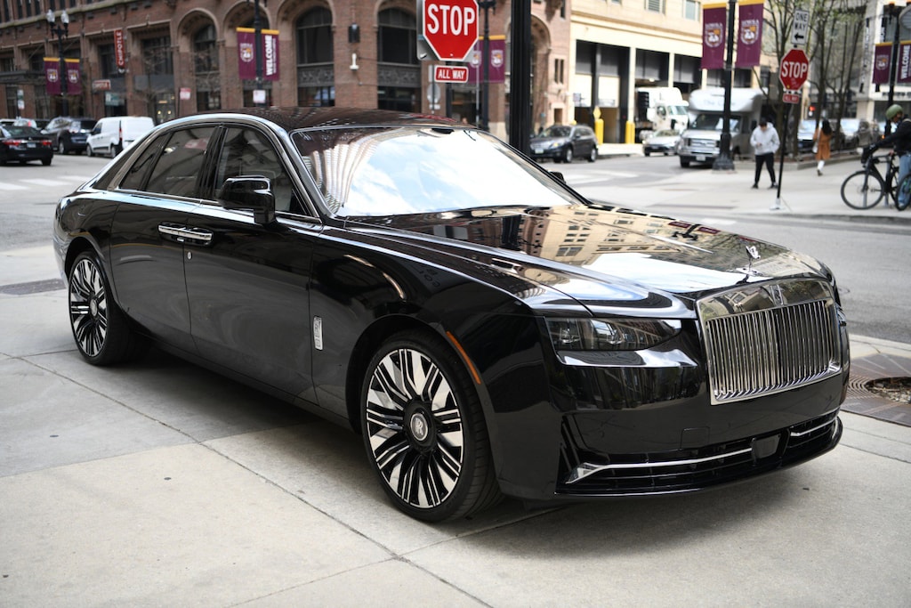 New 2025 Rolls-Royce Ghost Sedan