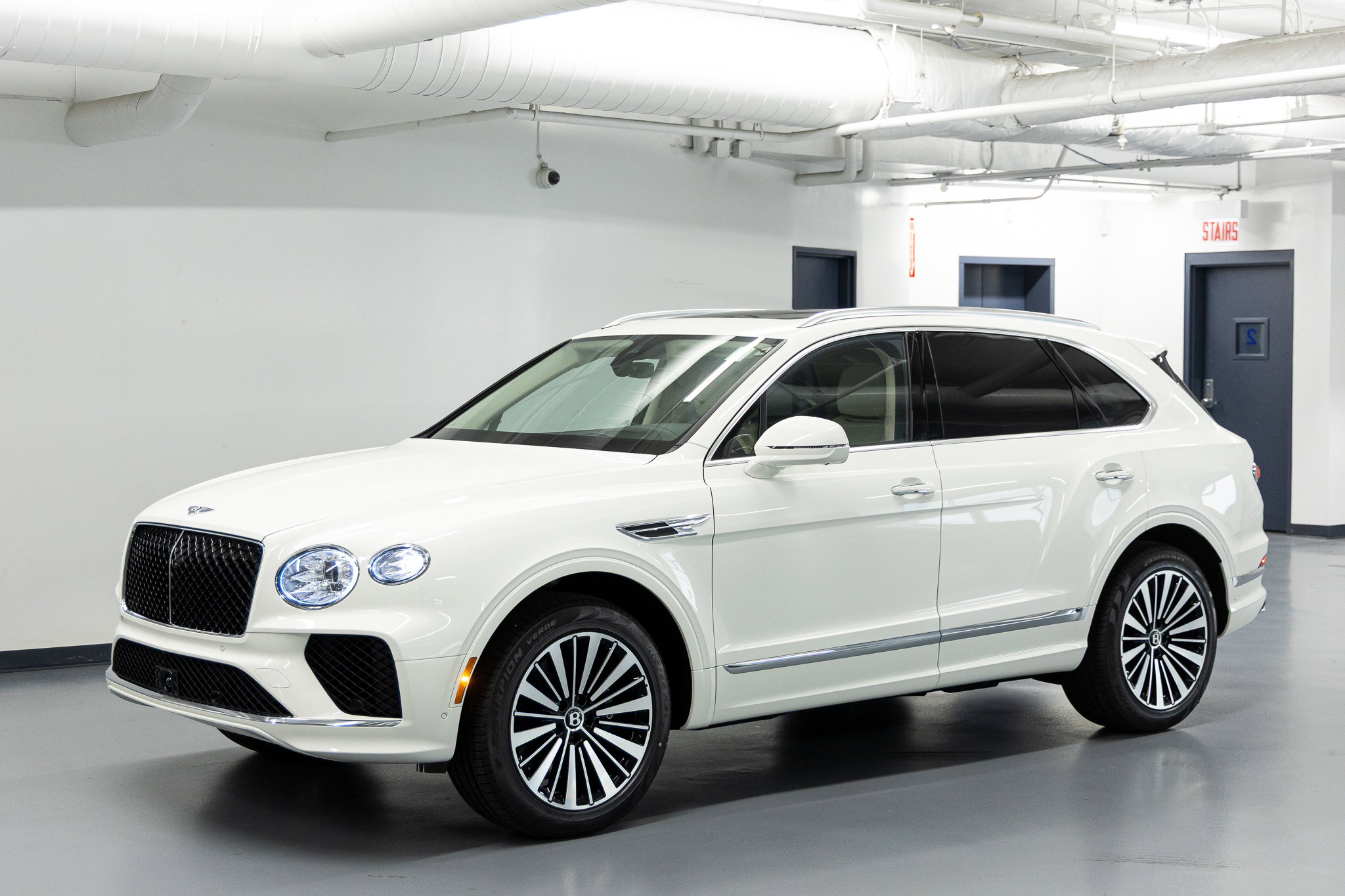 2026 Bentley Bentayga's photo