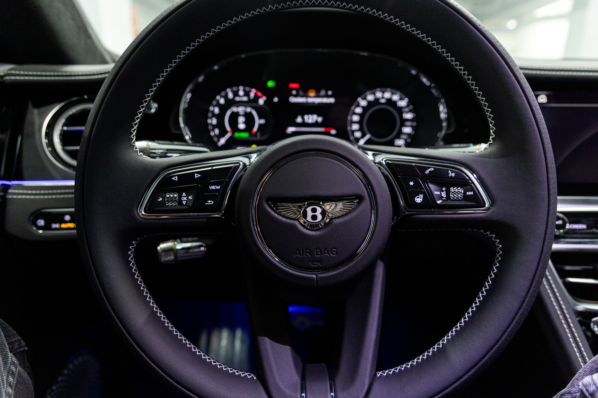 2026 Bentley Flying Spur Azure - Photo 27