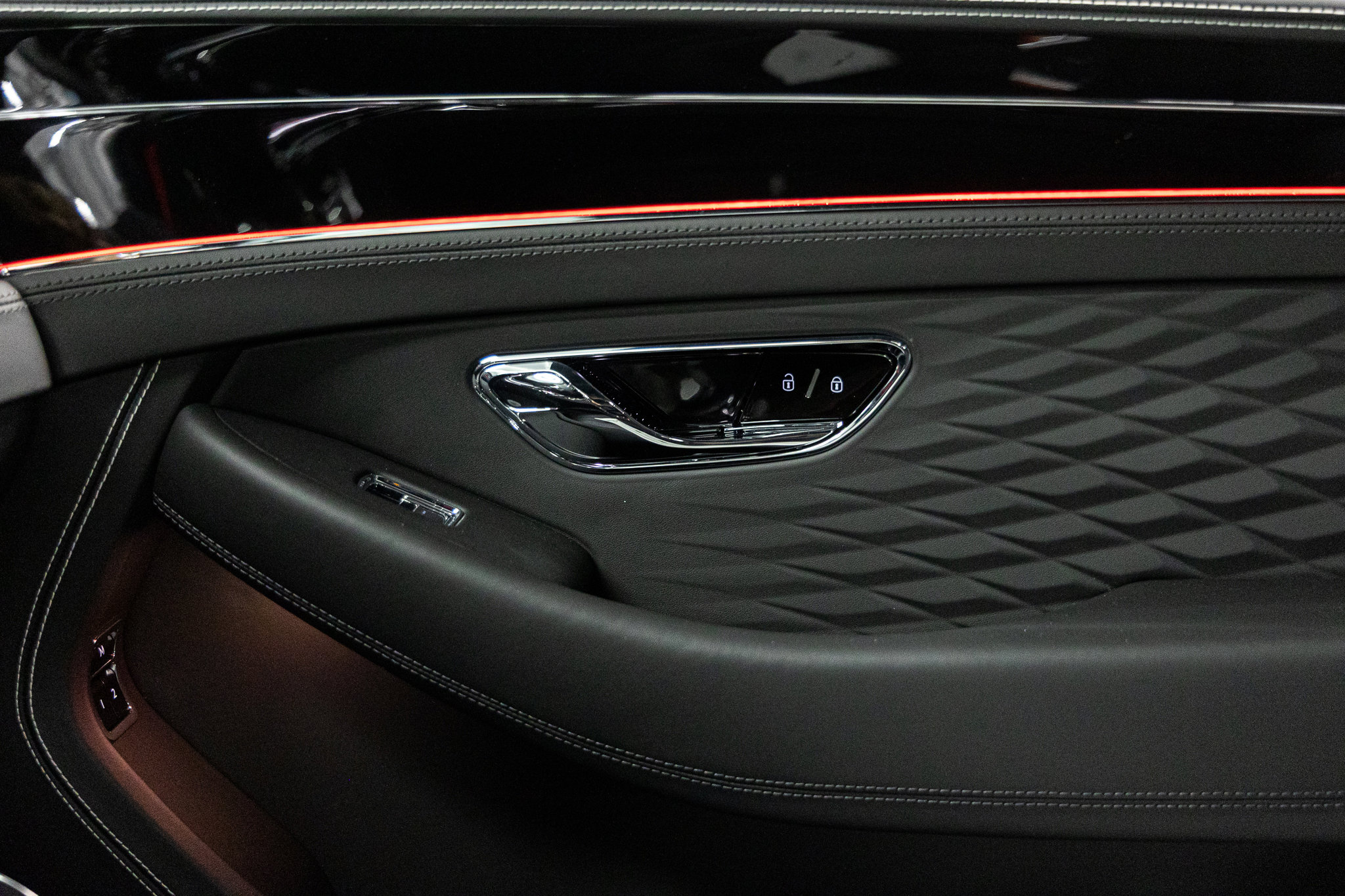 2026 Bentley Continental GT Azure - Photo 29