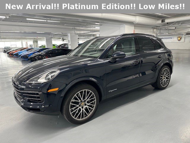2023 Porsche Cayenne Platinum Edition's photo
