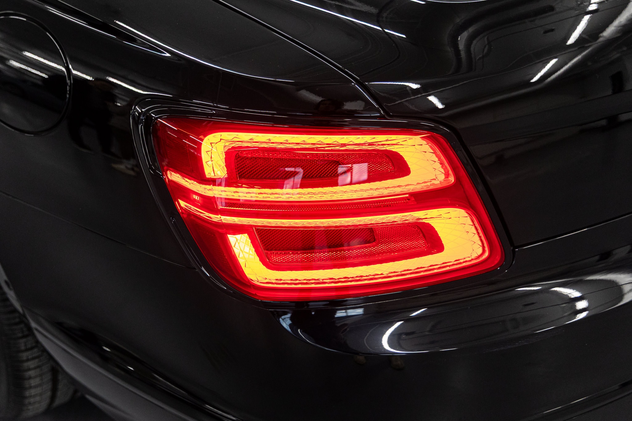 2026 Bentley Flying Spur Azure - Photo 17
