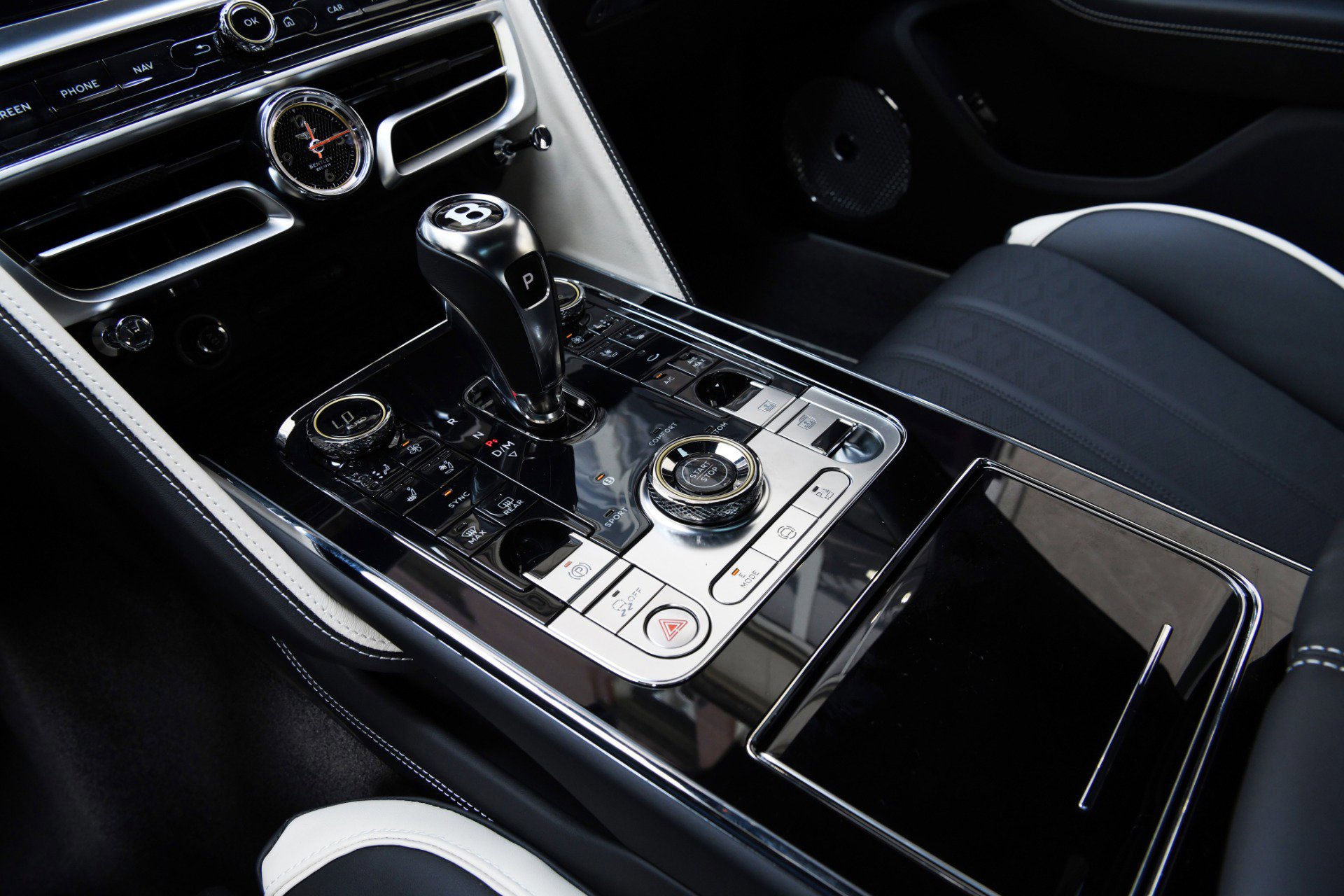 2026 Bentley Flying Spur Speed - Photo 19
