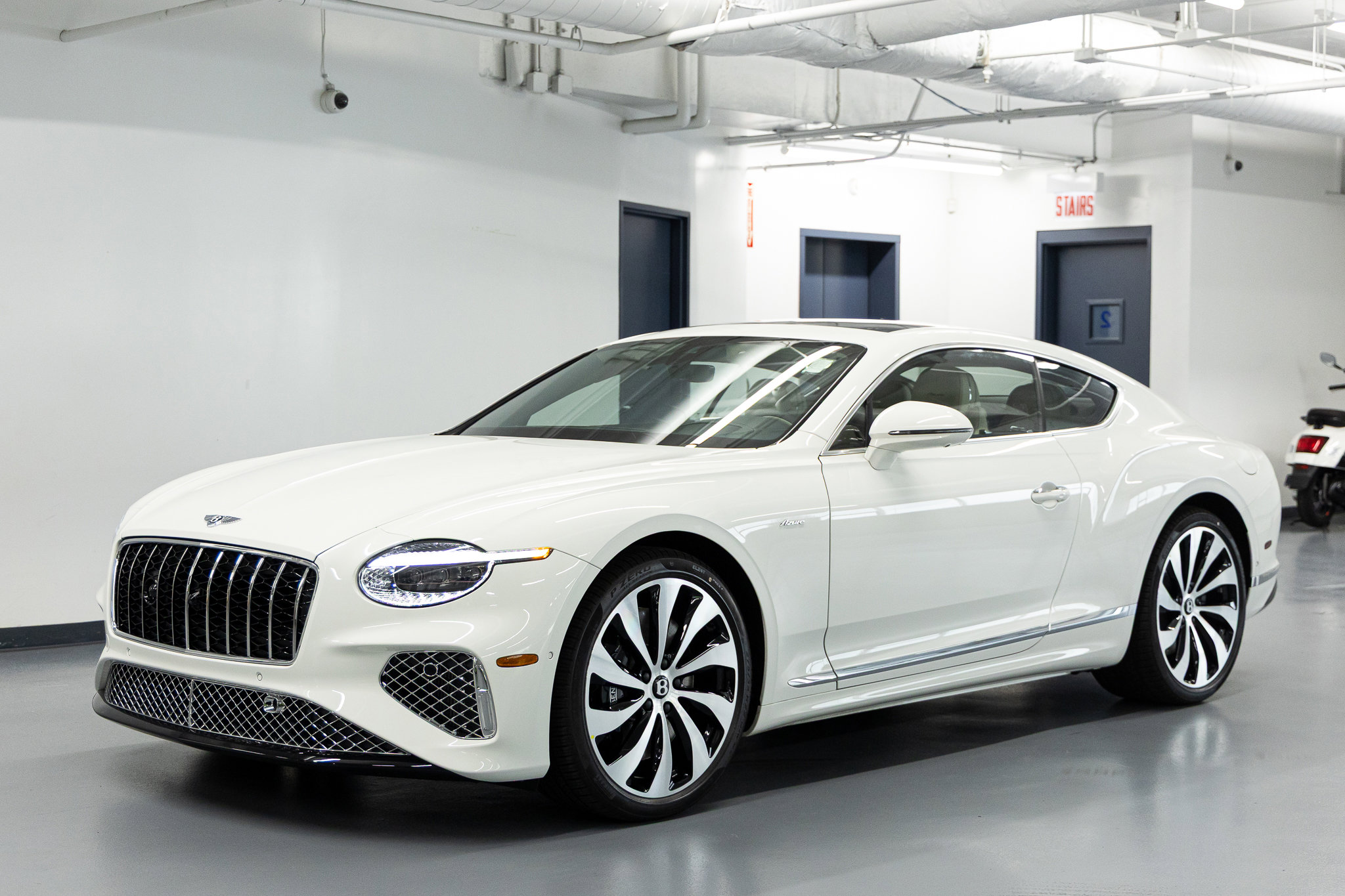 2026 Bentley Continental GT Azure's photo