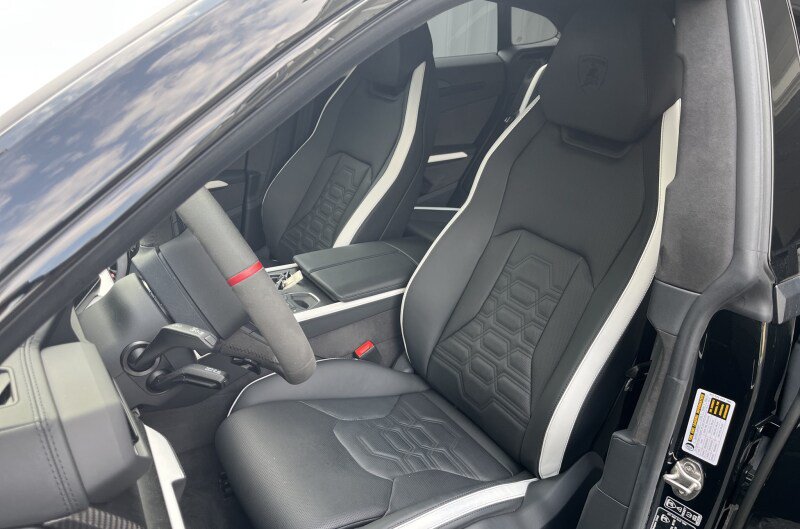 Certified 2025 Lamborghini Urus SE SE AWD