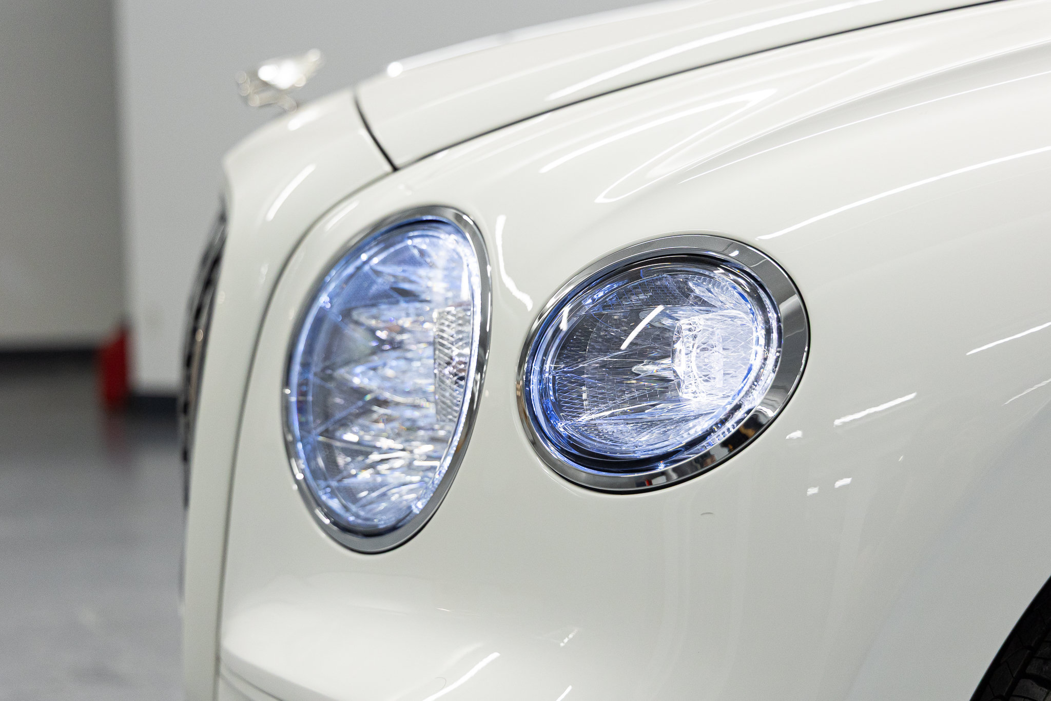 2026 Bentley Flying Spur Azure - Photo 13