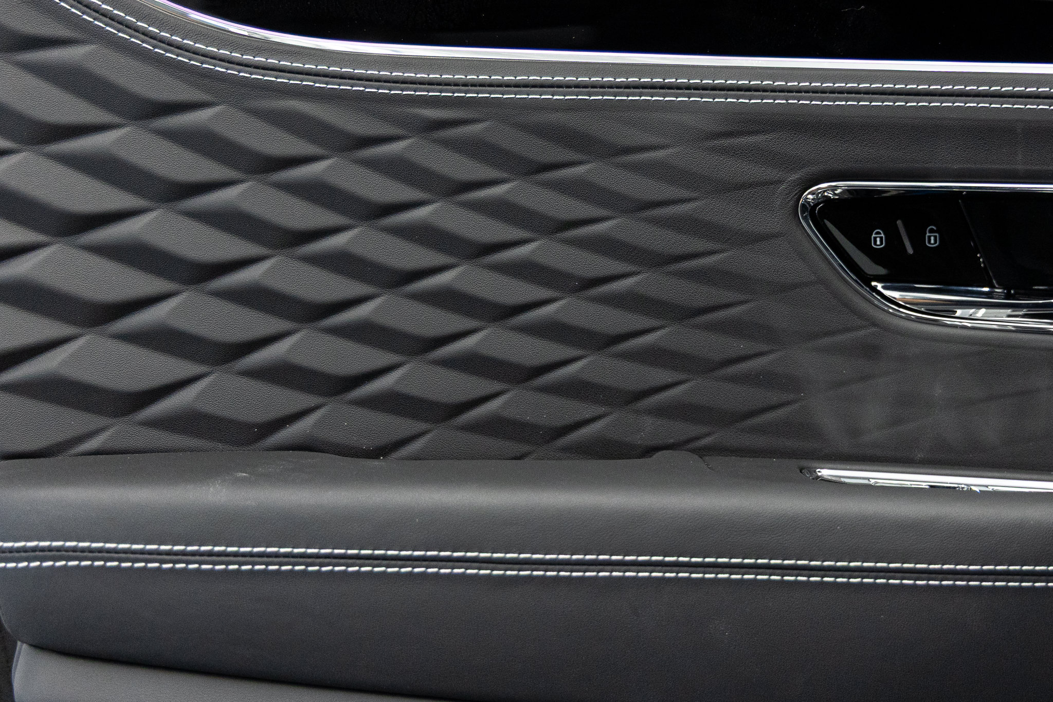 2026 Bentley Flying Spur Azure - Photo 24