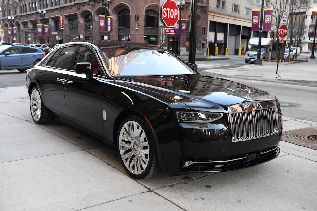 New 2025 Rolls-Royce Ghost Sedan