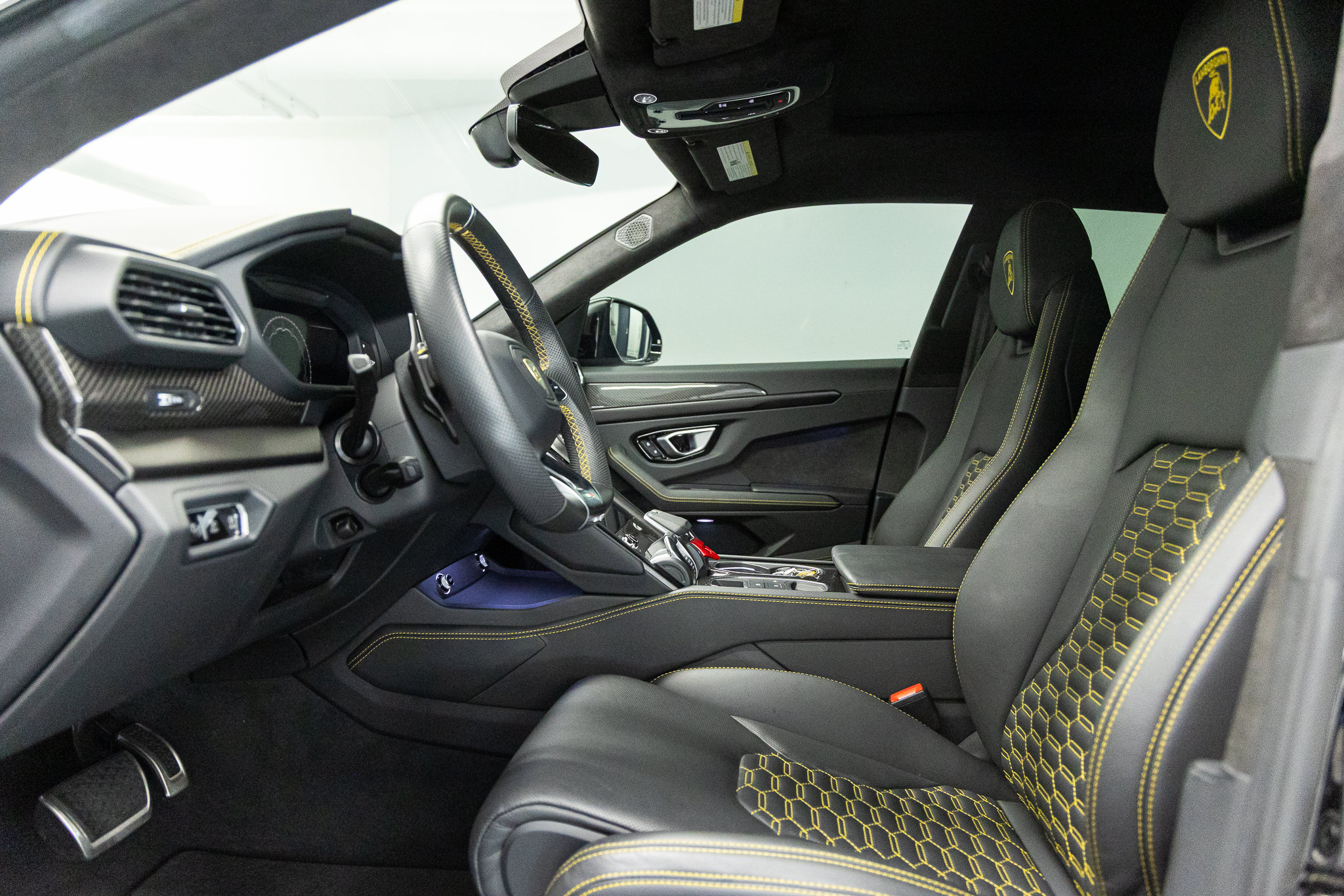 2024 Lamborghini Urus S - Photo 30